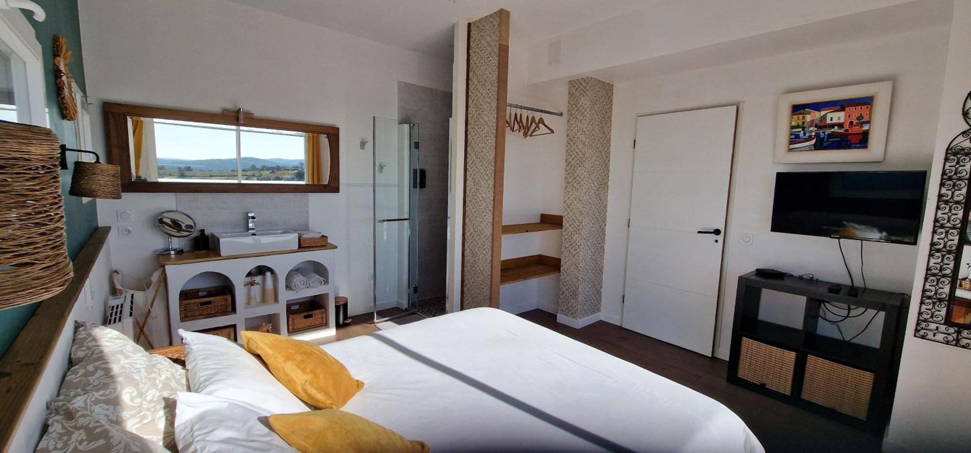 Reve D'Escapade Chambre Avec Vue Sublime Sur Les Cevennes Ardechoises Barjac  Exterior foto